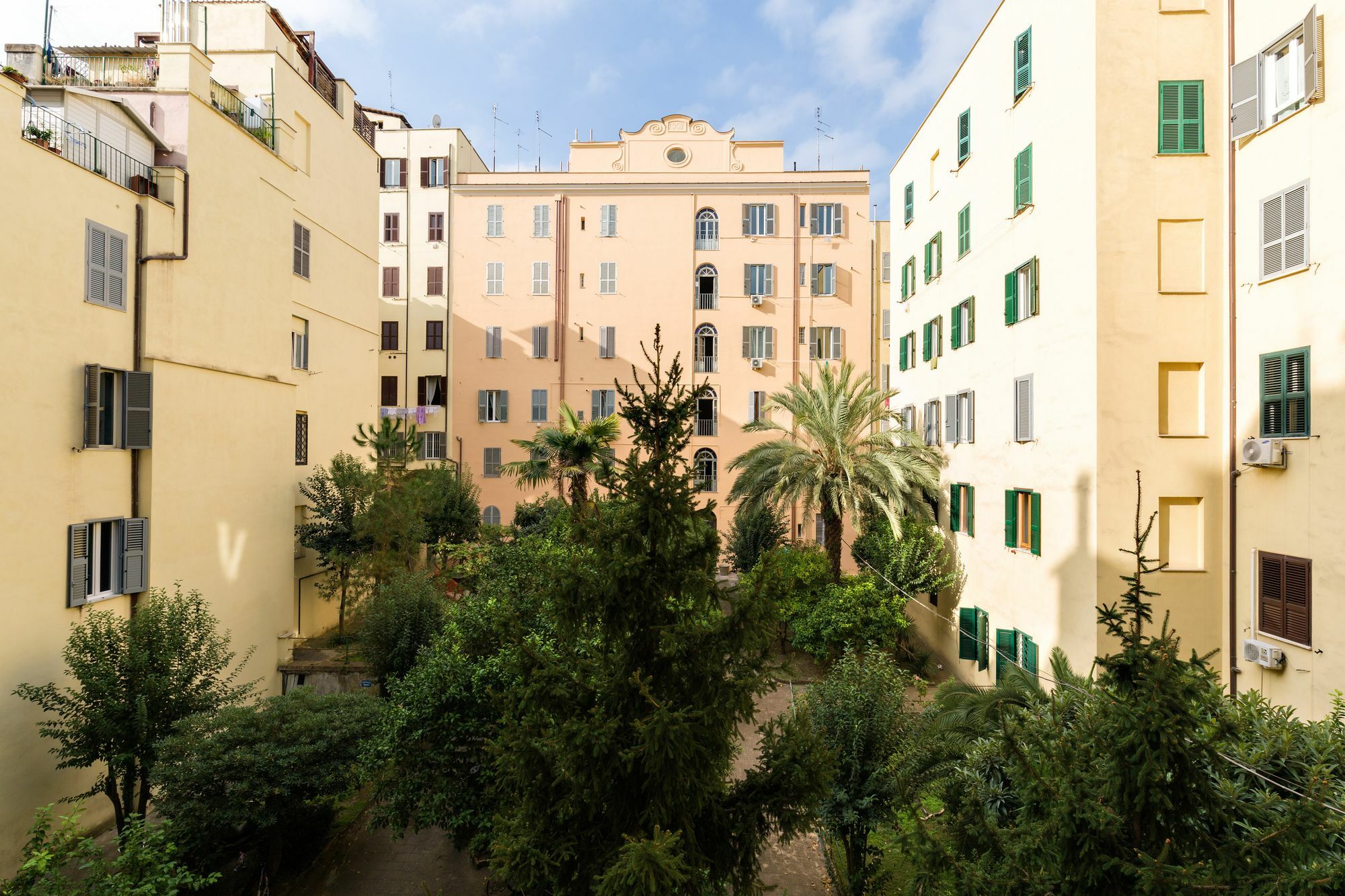 Beb Domus Arbenzio San Giovanni Frühstückspension Rom