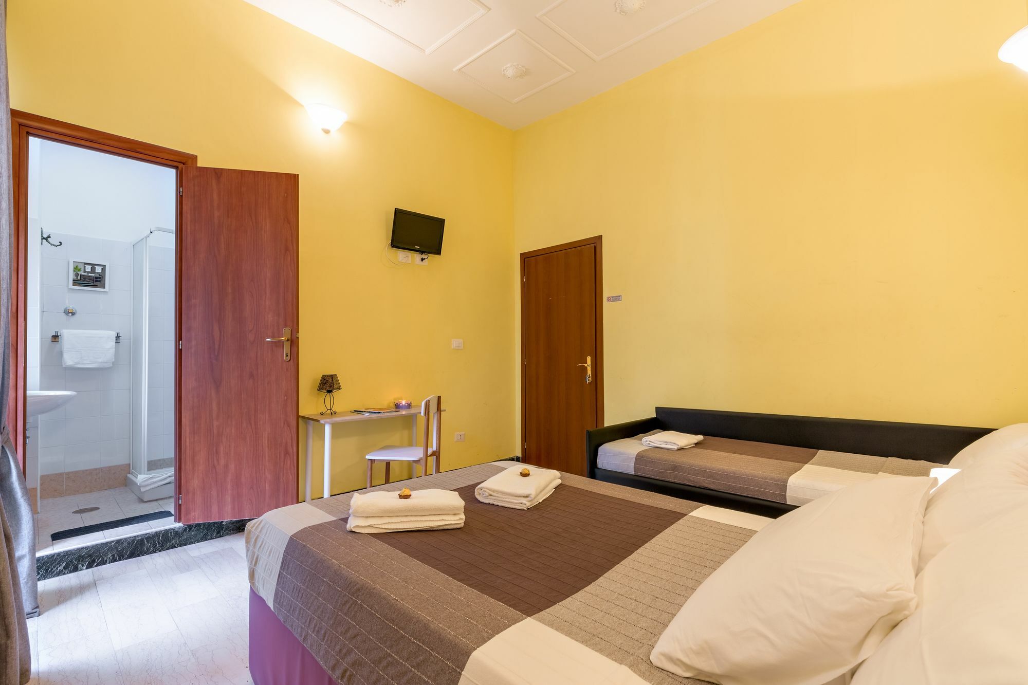 Beb Domus Arbenzio San Giovanni Frühstückspension *